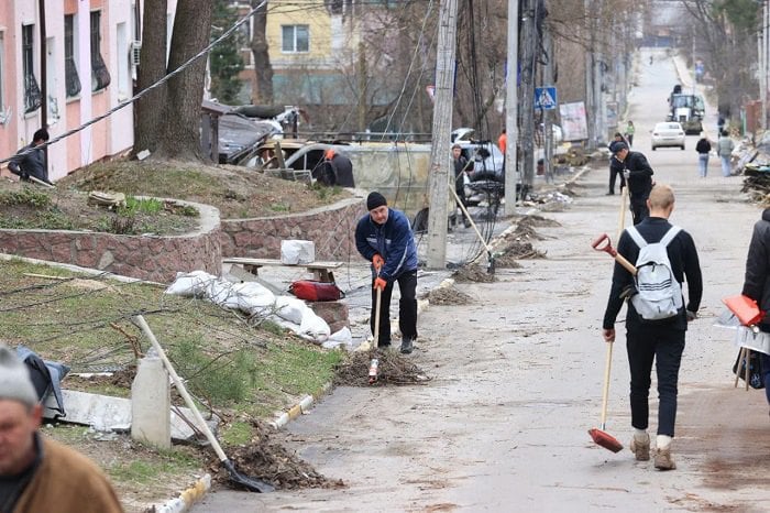 волонтери